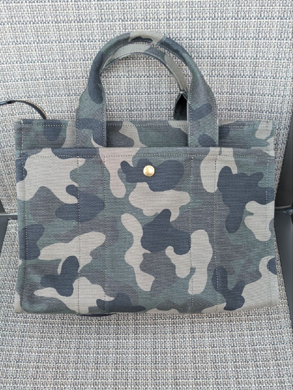 Coach Medium Camo Canvas Cargo Tote (CY845) EUC - Picture 2 of 9